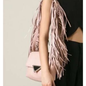 Sara Battaglia Calf Leather Teresa Shoulder Bag in Nude ~ Like New / New